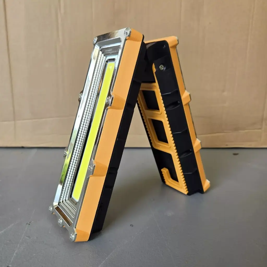 HANDY BRITE Ultra-Bright 72 LED Foldable Work Light 1000 Lumens USB Rechargable