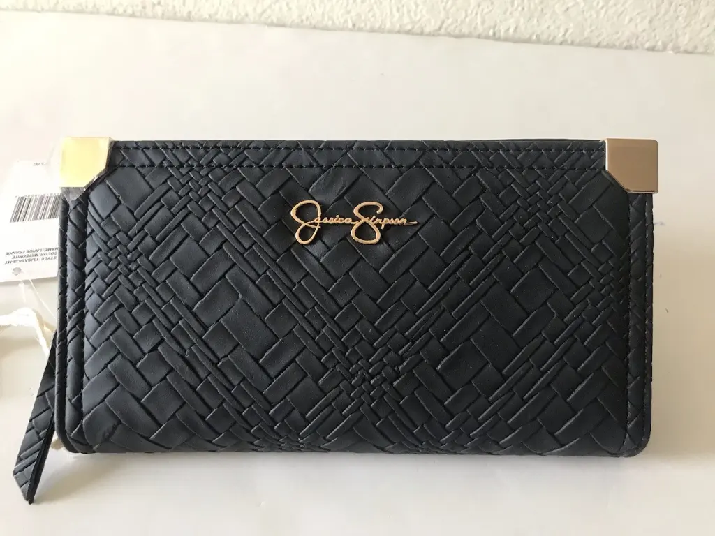 JESSICA SIMPSON METEORITE LARGE FRANKIE BASKET WEAVE ZIP/SNAP WALLET